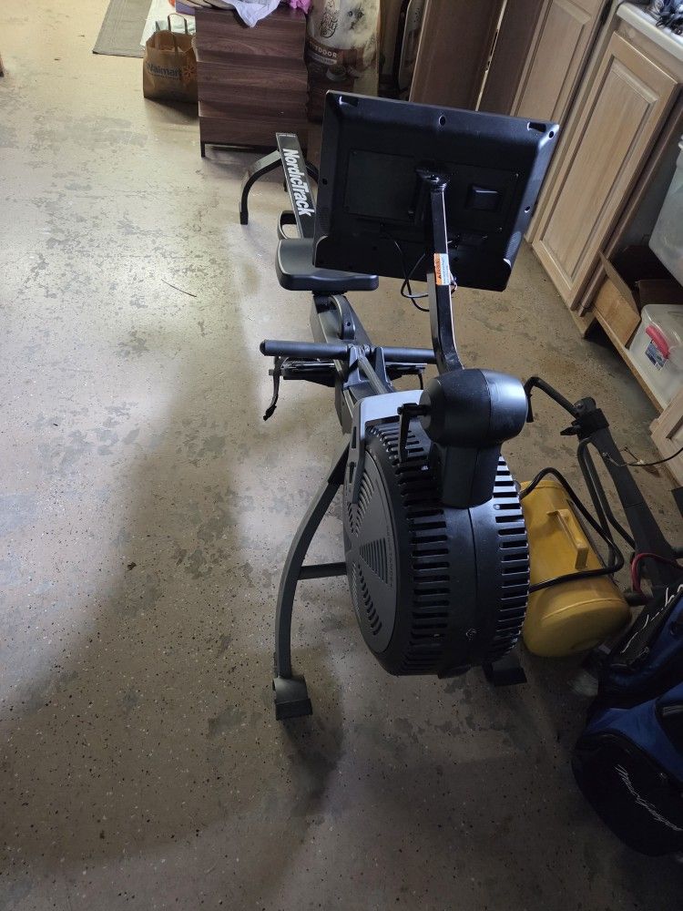 Nordictrack Rower Rowing Machine RW600