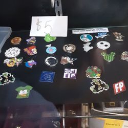 Disney pins