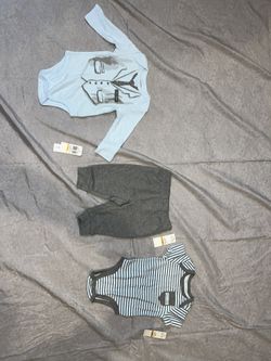 3 Piece Set- Size: 0-3 Months - Calvin Klein 