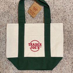 NEW! Trader Joe’s Mini Tote Bag - Green