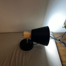 New Black / Gold Wall Lamp Whit 💡, 🔌 Plug In Wall ( Only One ) 