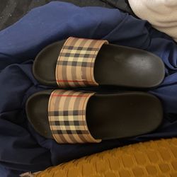 Burberry Slides Size 32 Wore One Time 