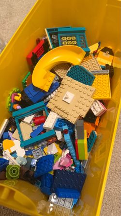 Lot of Mixed LEGO Bricks and Pieces