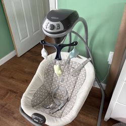 Graco Baby Swing