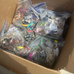 Jewelry & Makeup Bundle! Make Me An Offer 