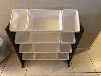 Toy organizer