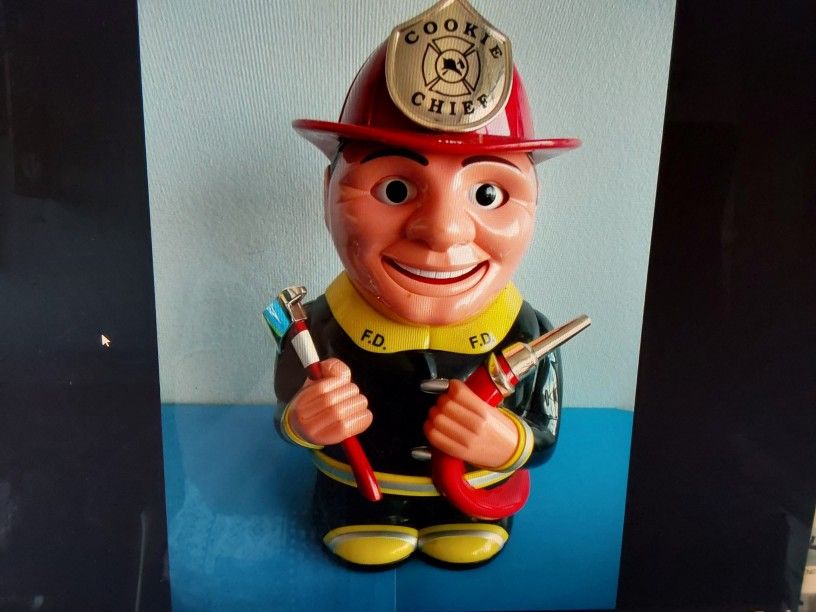 Cookie Jar Fireman Sings