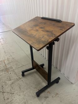 Adjustable Podium *Great Condition*