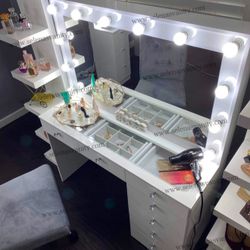 New White Glass Top Make Up Vanity 