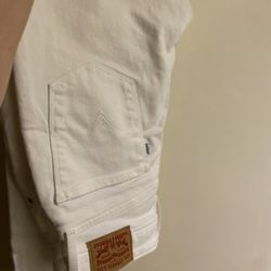 Levi White Jeans 