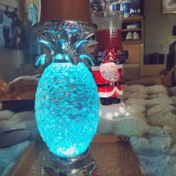 PINEAPPLE LIGHT CANDLE HOLDER