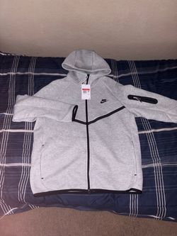 Nike Tech (Gray)