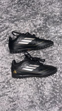 Indoor soccer shoes kids size 1