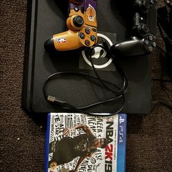 PS4 1tb Two Controllers Plus Games 