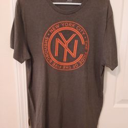 Old Navy T-Shirt Preowned Size L
