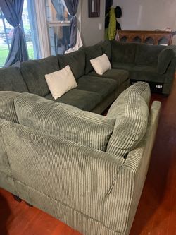 Sectional couch