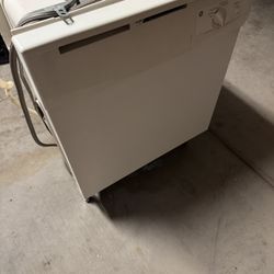 Whirlpool Dishwasher