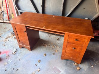 Free Desk