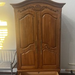 Ethan Allen Armoire