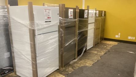 Refrigerator washer dryer stove
