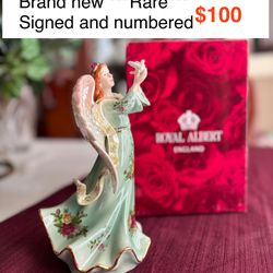 2006 RARE Musical signed and numbered Old Country Roses Emerald Rose Angel. Great Christmas gift