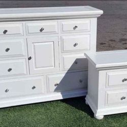 White Broyhill Dresser With Nightstand Set Solid Wood❌️CASH ONLY ❌️ FIRM ❌️