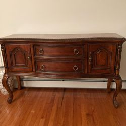 2 Draw/2 Side Storage Cabinets Vintage Buffet