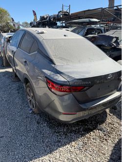 2023 nissan sentra for parts only