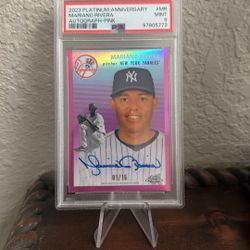 Mariano Rivera Autographed Baseball Card PSA 9