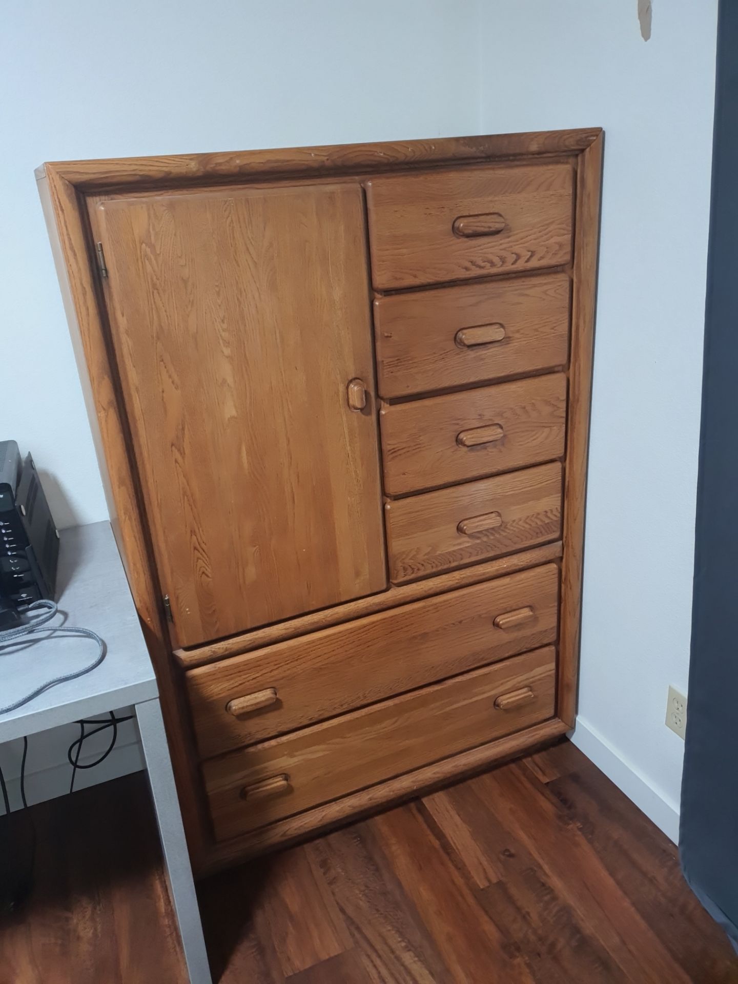 Free: DRAWERS