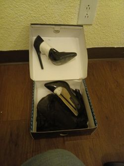 Black devious heels