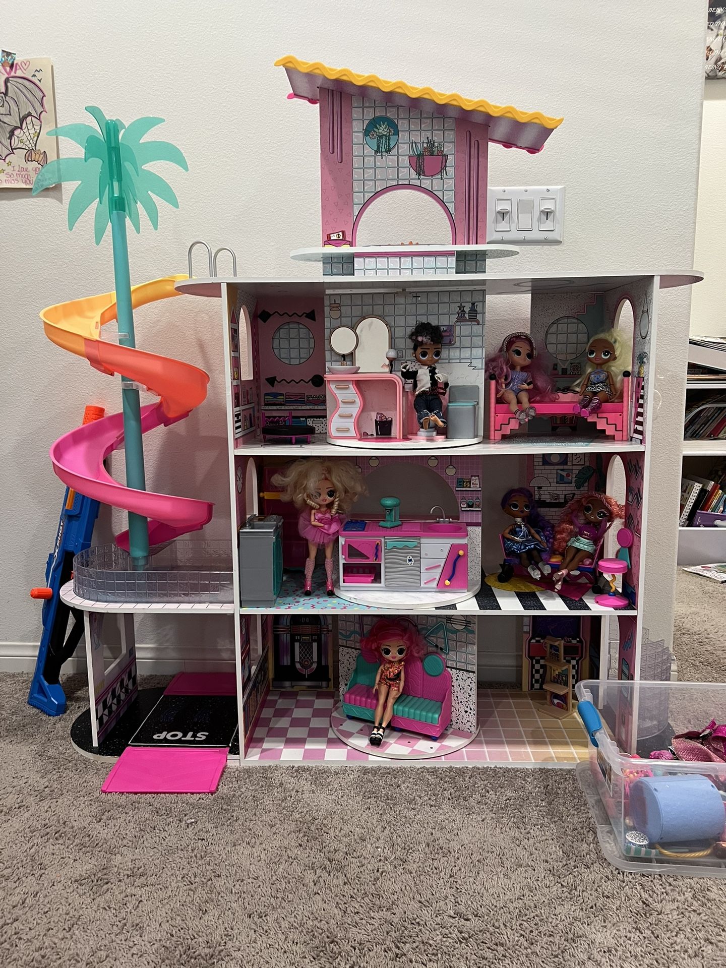 LOL Dollhouse/Lol Dolls/ Accessories