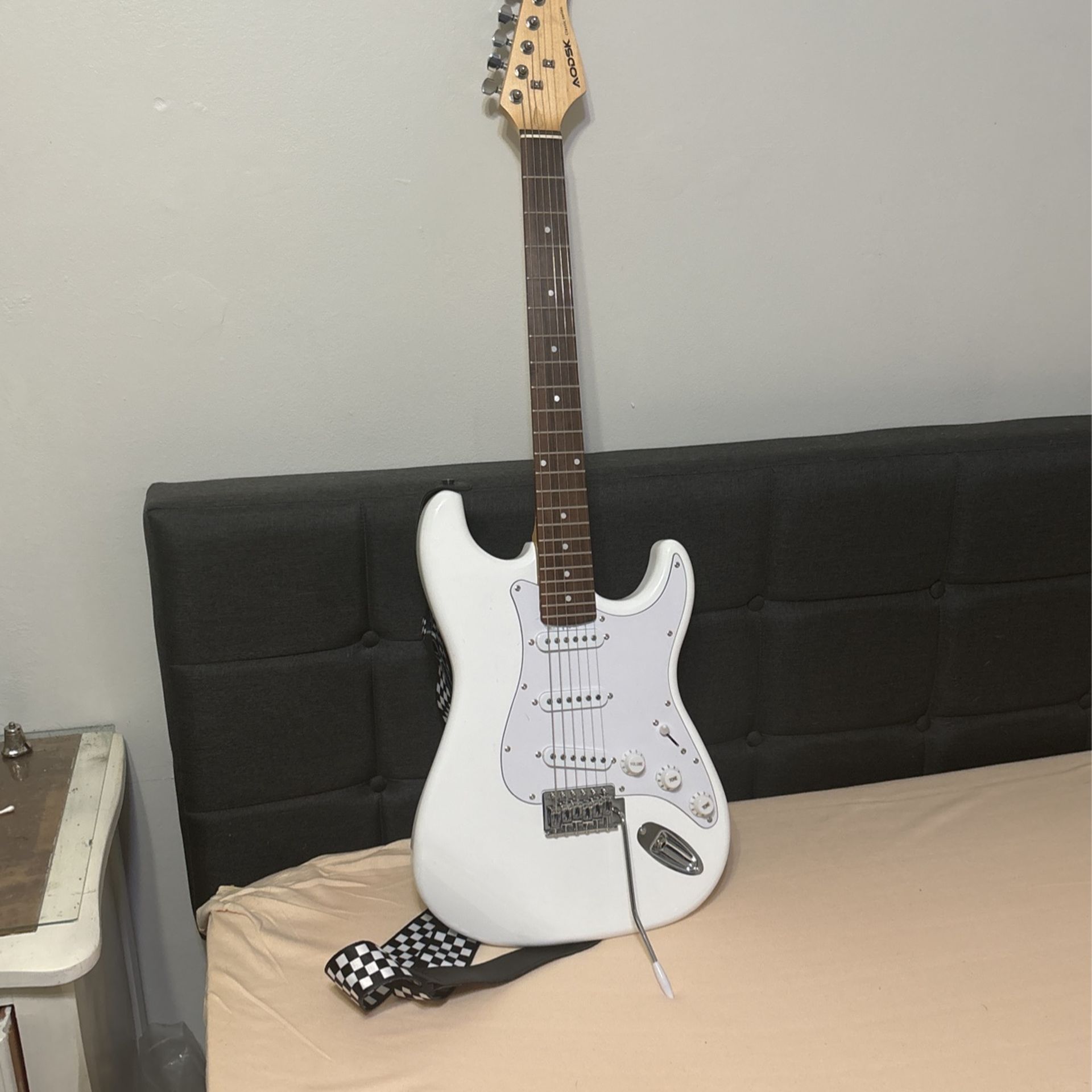 Aodsk Electric Guitar