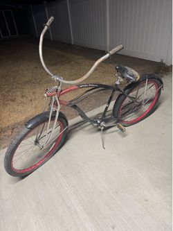 Vintage beach cruiser
