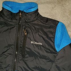 Boy Columbia Sweater Size (10-12)