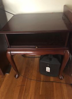 Record player table/side table