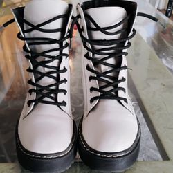 Sincerely Jules Boots 