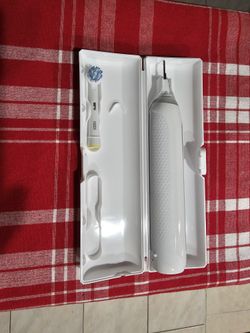 Oral B Genius X Braun Rechargeable Toothbrush 