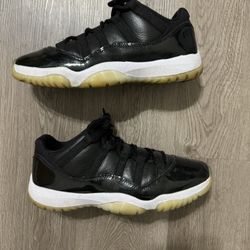 Jordan 11 Low 