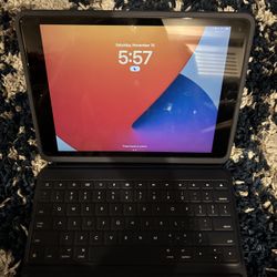 Gently Used Apple IPad 7th Generation 