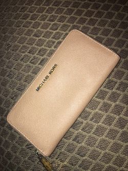 Authentic mk wallet almost new