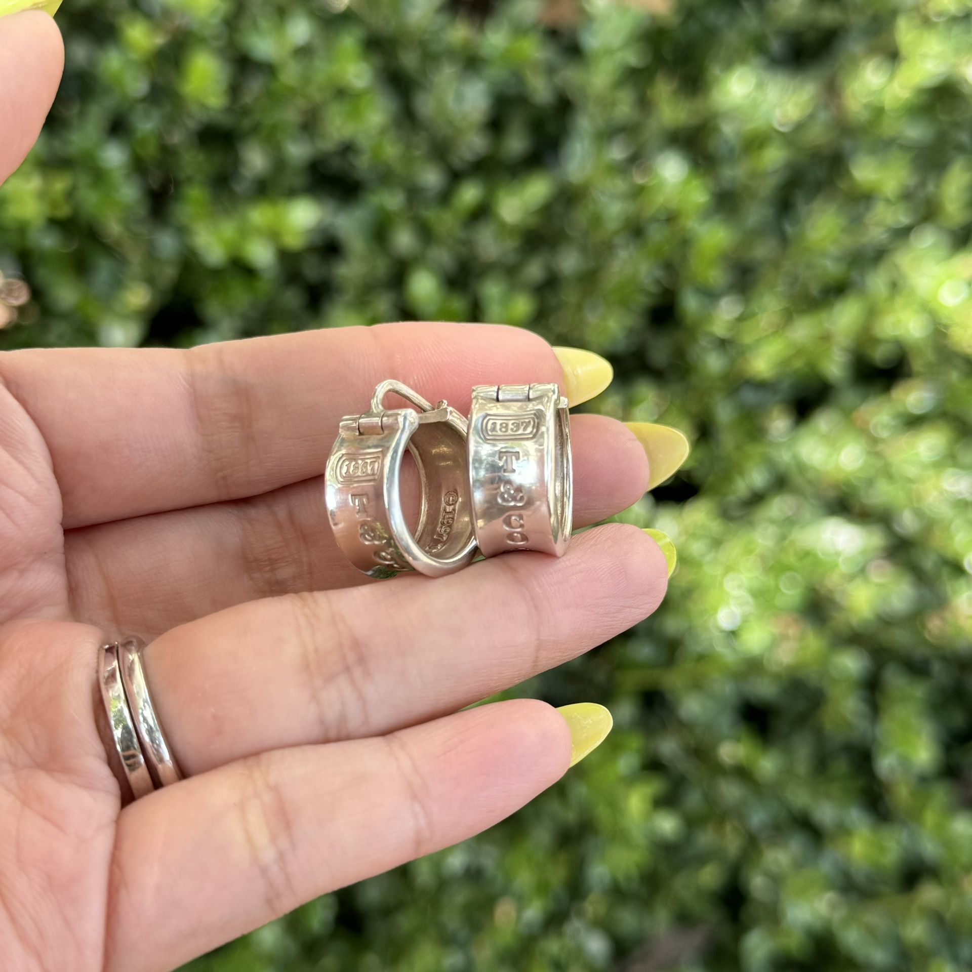 vintage Tiffany & Co. 1837 Wide Hoop Earrings Sterling Silver 925