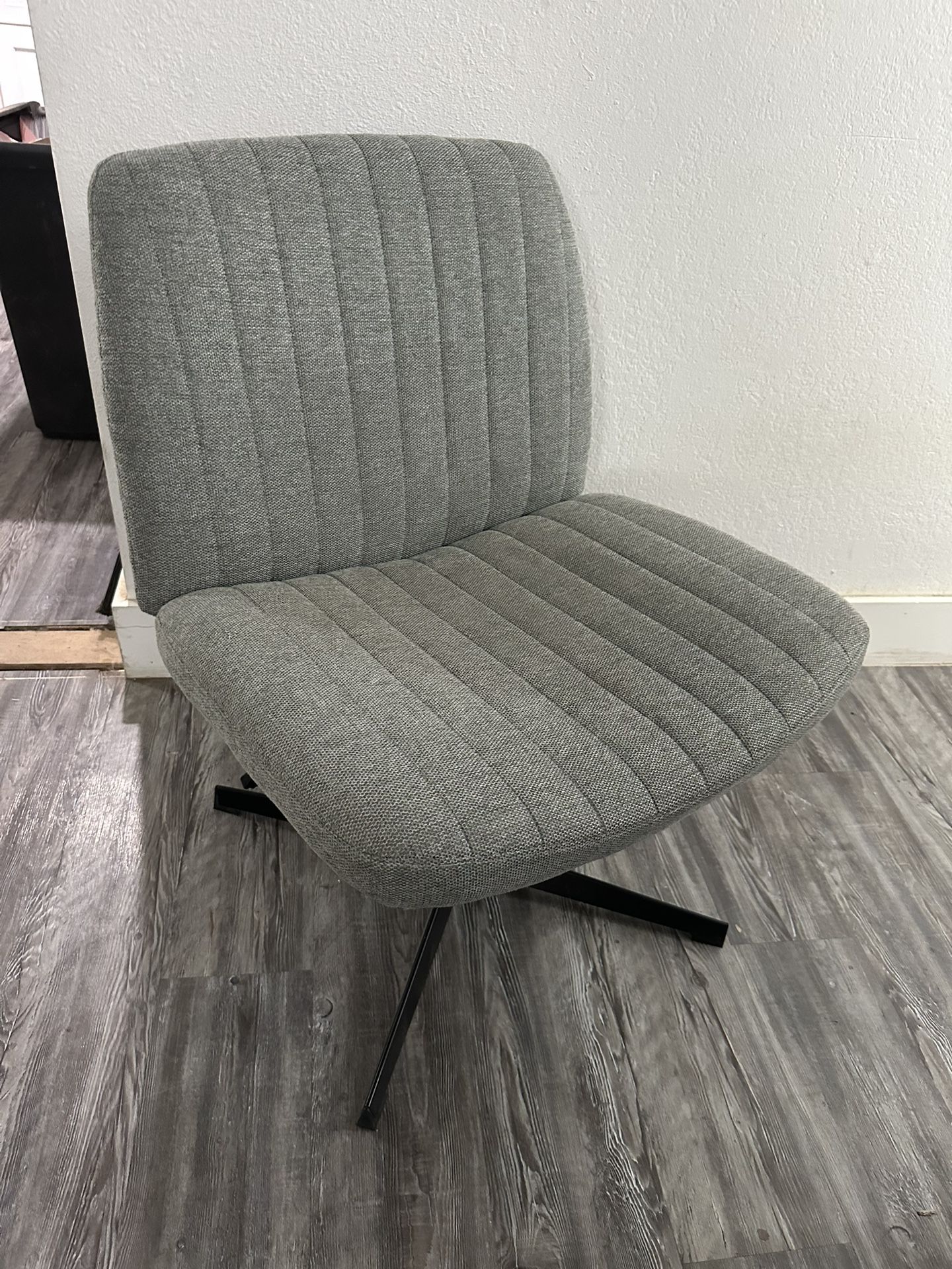 TikTok Criss Cross Chair