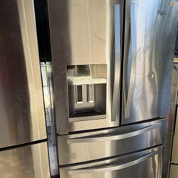 Whirlpool Fridge Stainlees Steel  4 Door / Working Perfect / 2 Month Warranty / FREE DELIVERY UP TO 5 MILES 