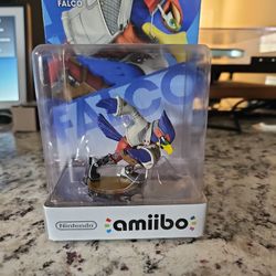 Falco Amiibo
