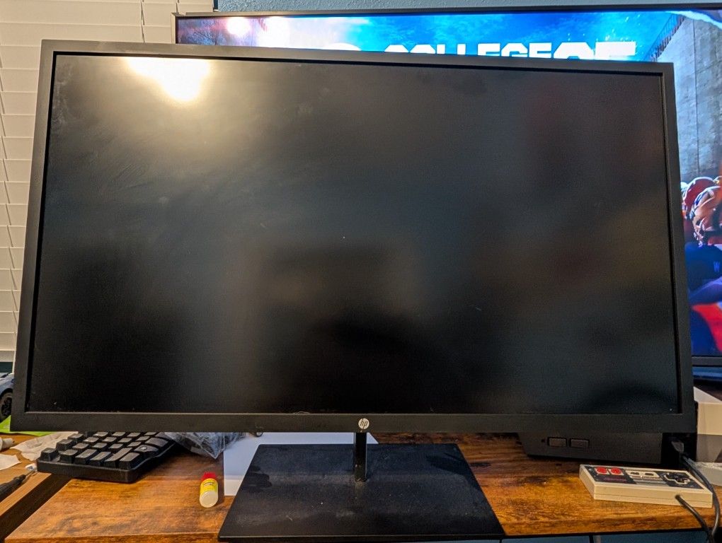 32" QHD Monitor 1440p