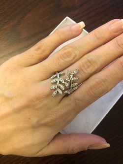 Nadri ring crystal size 6