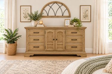9-drawer Dresser