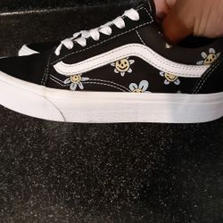 Vans womens 6.5 great Condition 
