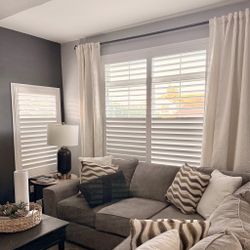 Custom Basswood Plantation Shutters & Expert Installation - Real Wood Interior Window Coverings (Persianas de Madera Para Ventanas)